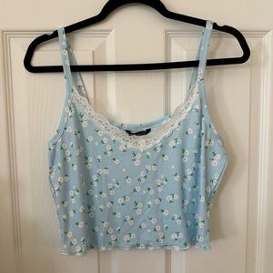 Blue and White Ditsy Floral Print Ribbed Cropped Cami Top with Lace Trim NWOT